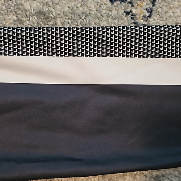 🔥Under Armor athletic pants🔥 - Picture 2 of 3